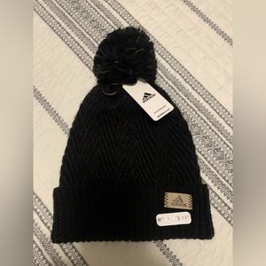 Women’s Adidas knit beanie